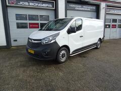 Opel-Vivaro-0